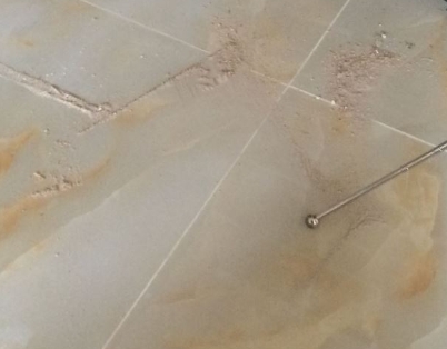 尤溪瓷砖空鼓维修公司分享粘合剂选择不当在瓷砖铺贴过程中可能导致以下问题